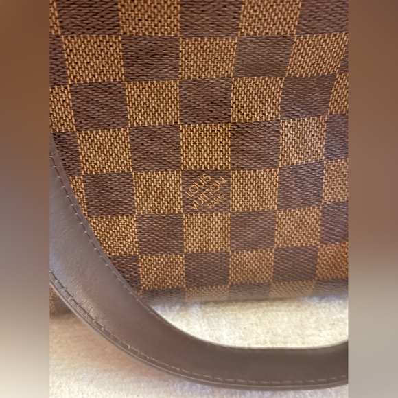 Authentic-Louis Vuitton Hampstead PM Damier Ebene Tote – Excellent Condition - Picture 3 of 15